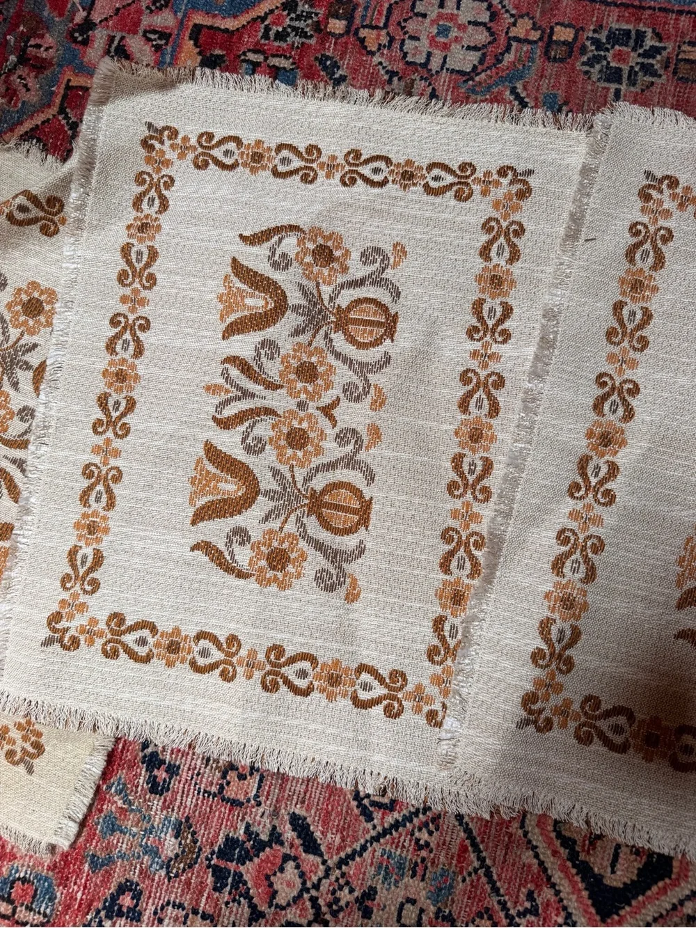 Vintage 70's Floral Cottagecore Linen Placemats - Set of 3